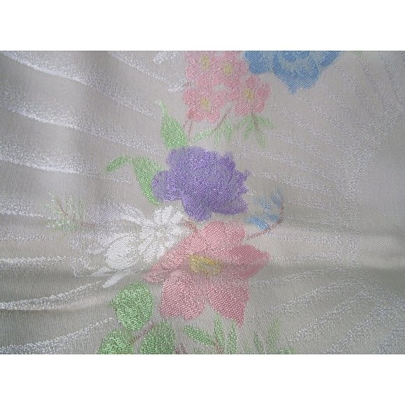 Dove Gray Cotton Rayon Blend Hand Colored Damask Floral Dinner Napkins Five - Picture 6 of 16